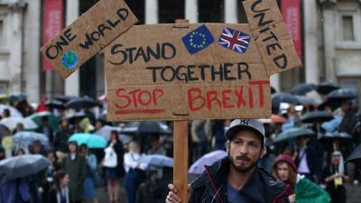 Libra débil, desunión e intolerancia: los británicos comienzan a sufrir el «Brexit»