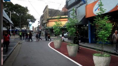 Proponen ampliar la circulación peatonal sobre calle Mendoza en Santa Fe