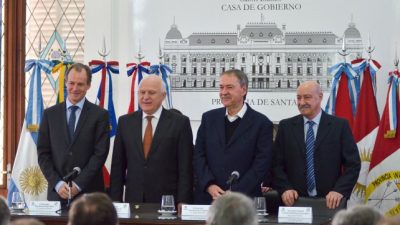 Los gobernadores de la Región Centro reflotan la Hidrovía Paraguay-Paraná