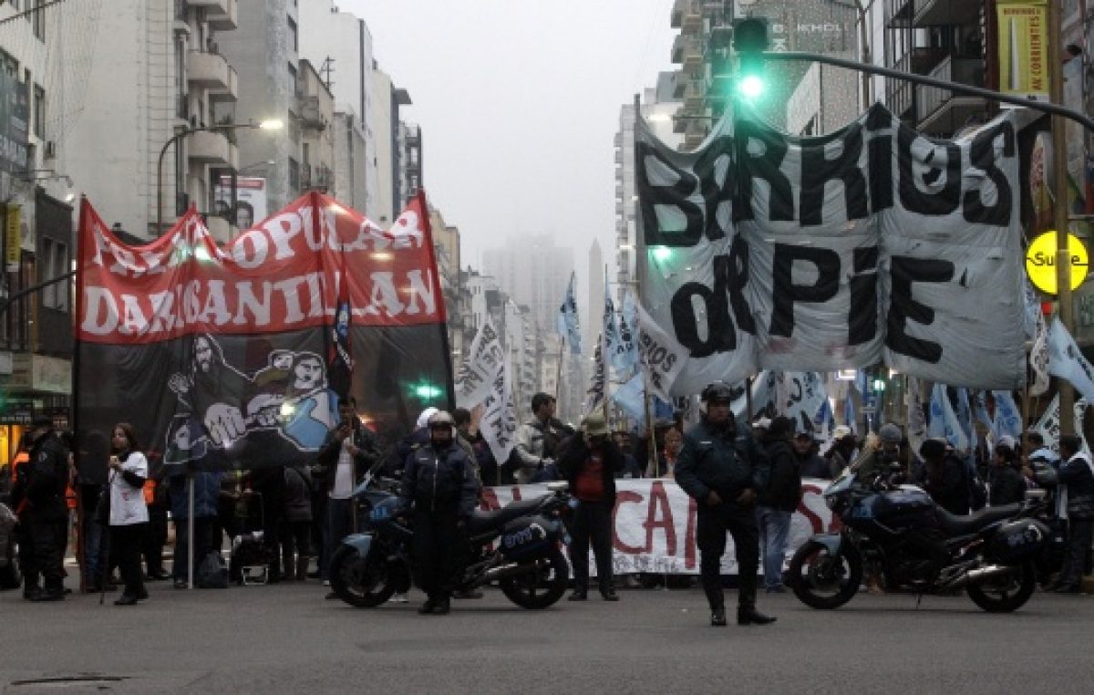 Buenos Aires: Renace el conflicto entre la Provincia y los movimientos sociales por ayudas alimentarias
