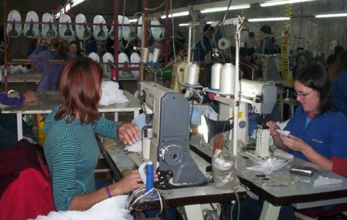 Suárez: denuncian que en 7 meses fue despedido el 60 % de los empleados de talleres de calzado