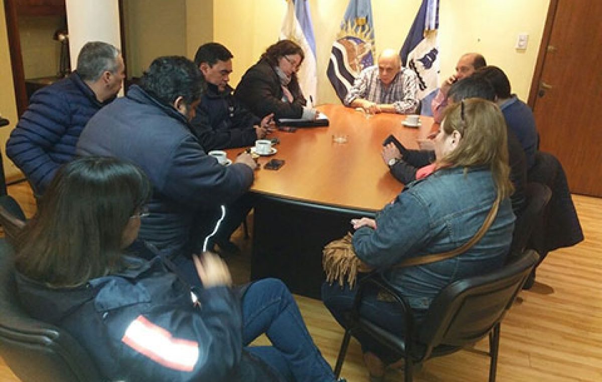 Municipales de Río Gallegos analizarán la oferta en asamblea e irán a paritaria