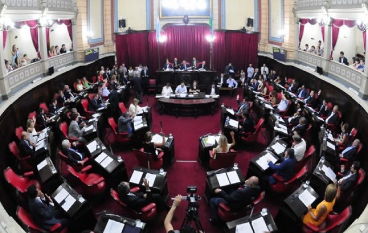 El Senado bonaerense le puso fin a las reelecciones indefinidas de intendentes y legisladores