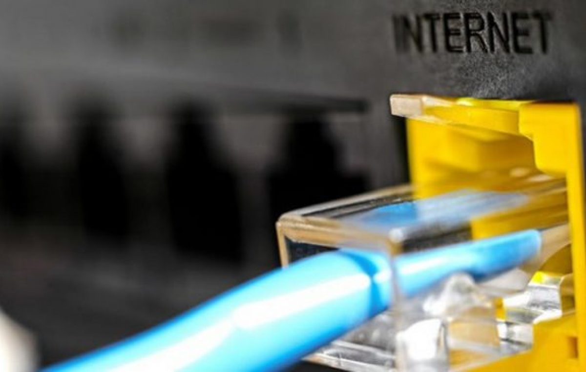 Tendrán acceso a internet por fibra óptica 133 localidades entrerrianas