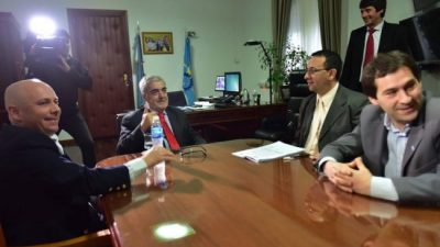 Chubut: Das Neves encabezó ayer el encuentro con intendentes para combatir el tráfico de drogas