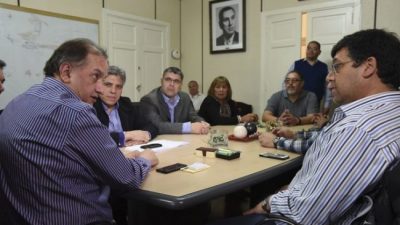 Los sindicatos municipales de Comodoro acordaron con el Intendente un aumento salarial del 11%