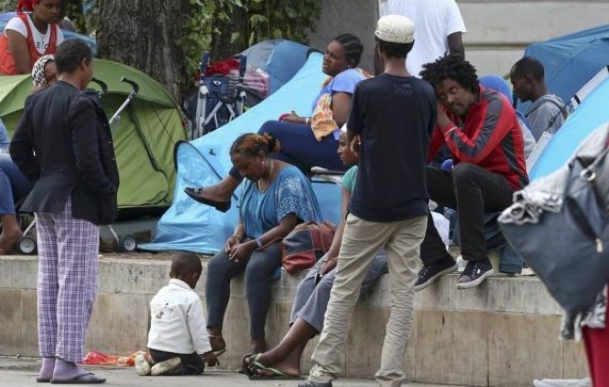París bien vale un campo de refugiados