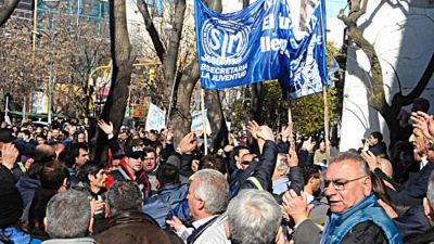 En Mar del Plata los municipales exigen apertura de paritarias en toda la provincia