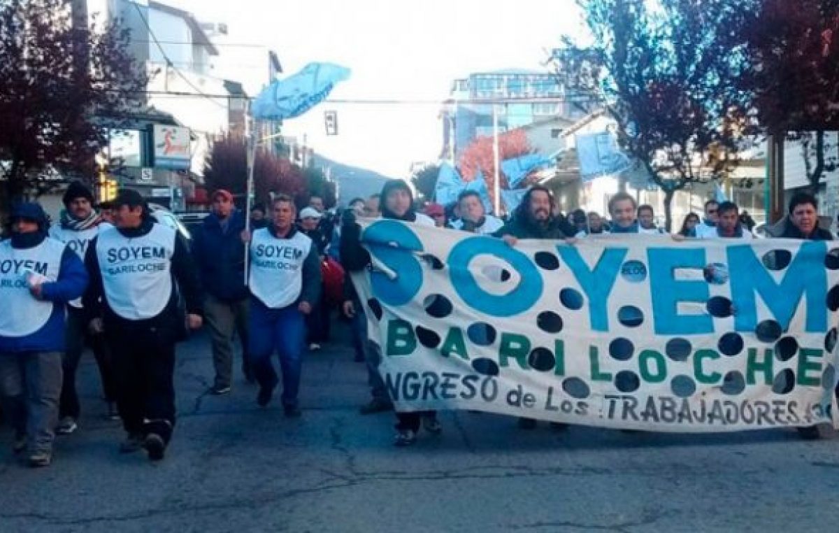 Soyem Bariloche marcha y realiza retención de servicios