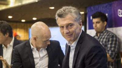 Macri ahora va por los convenios colectivos