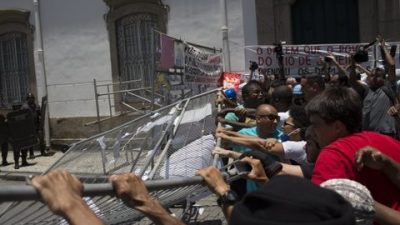 Río de Janeiro, quebrada, no puede pagar los gastos de sus policías