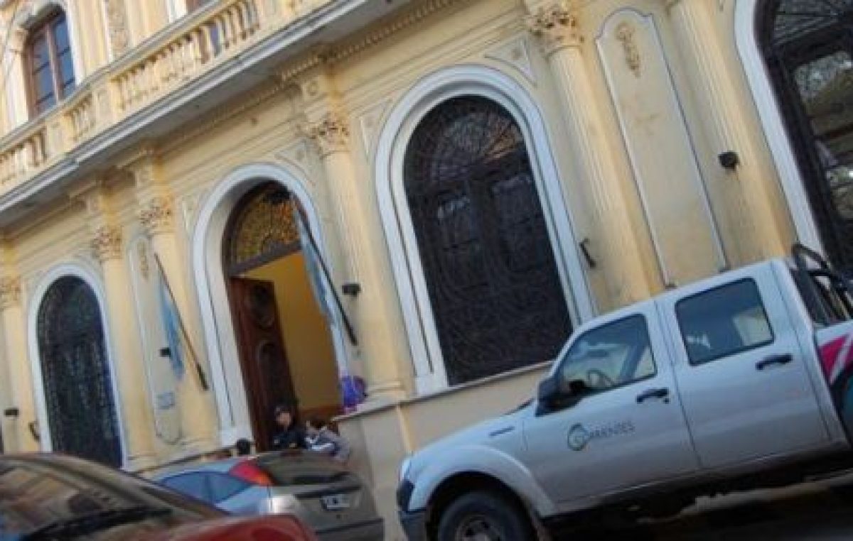 Corrientes: Indefinición municipal sobre entrega del plus