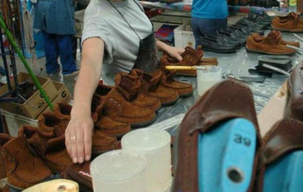 La industria del calzado cordobesa aumentó 20% los despidos