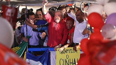 Marcha en Brasil encabezada por Lula y Mujica