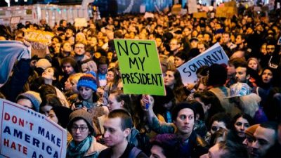 Las protestas contra Trump se multiplicaron en Estados Unidos