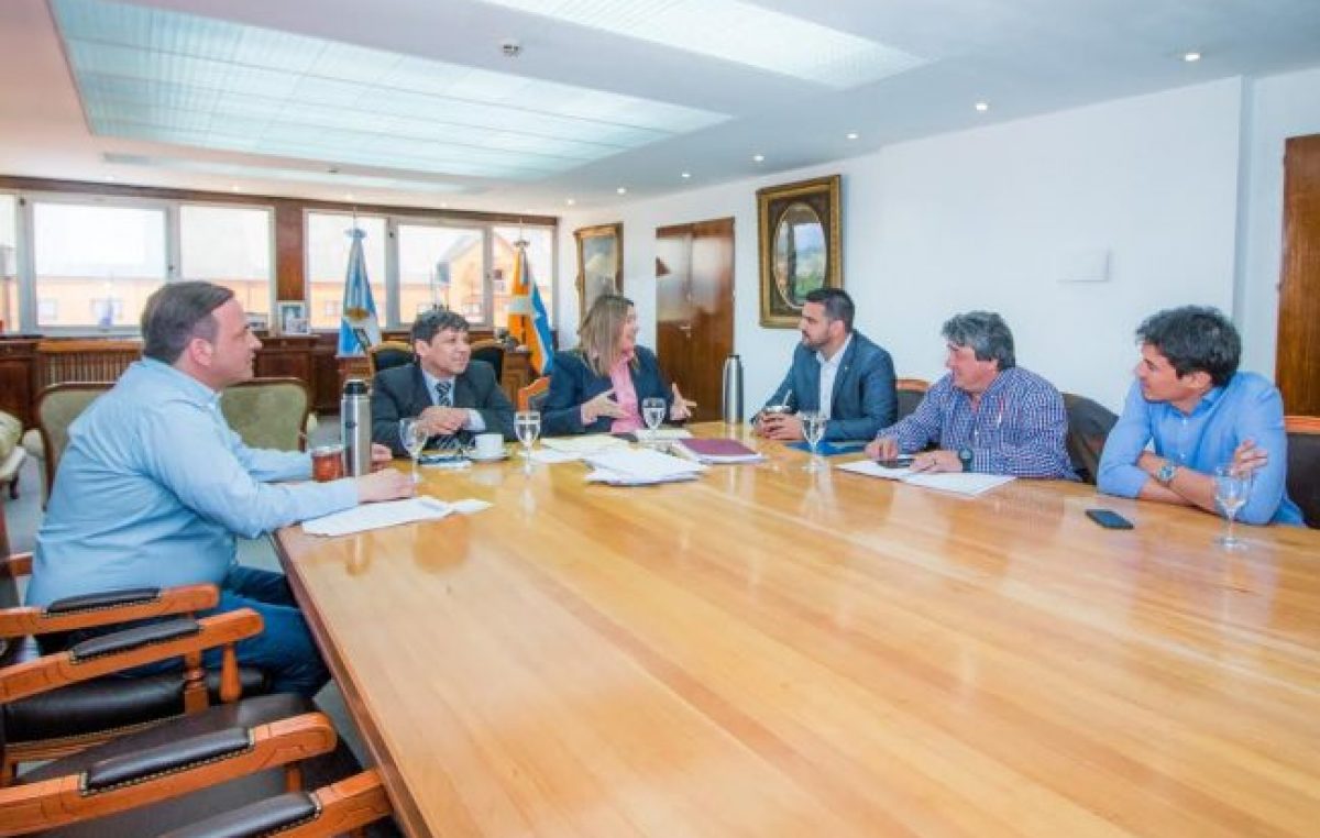 Gobierno y Municipio de Ushuaia acordaron cancelación de coparticipación