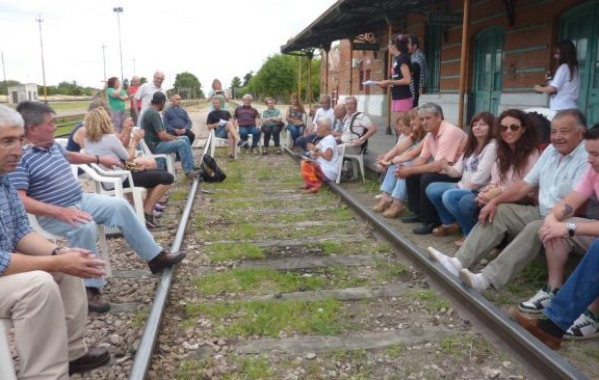 Saavedra: varias comunidades reclaman por el regreso del tren