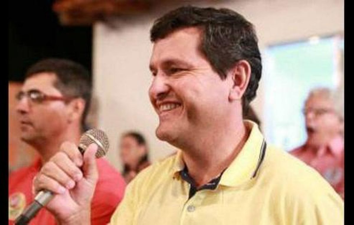 Un alcalde brasileño entrega a Dios las llaves de su ciudad y recoge tempestades