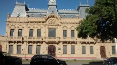 Salarios 2017: los municipales de Suárez rechazaron la oferta de un 18%