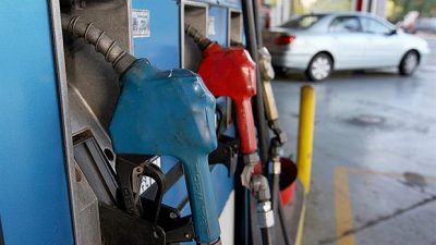 Uruguay inició el año con ajuste fiscal y suba de combustibles