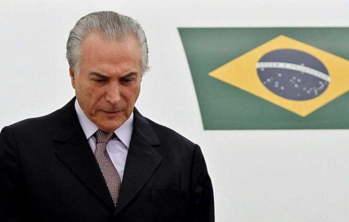 Días de mentiras en un precipicio llamado Brasil