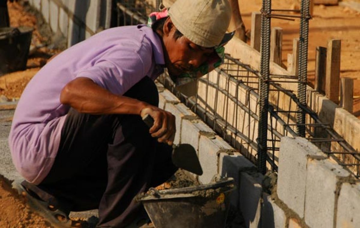Más del 50% de los obreros de la construcción está desocupado en Gualeguaychú