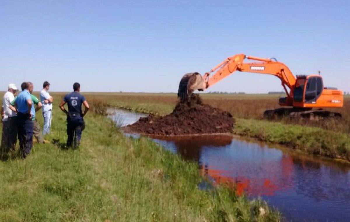 Detectaron en Córdoba 650 obras hídricas ilegales para sacar agua de los campos
