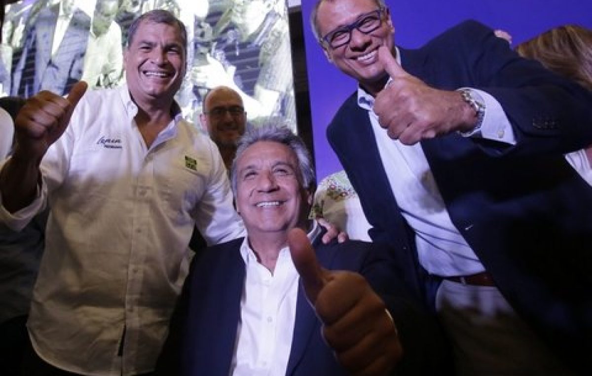En Ecuador ganó el candidato oficialista pero habría segunda vuelta