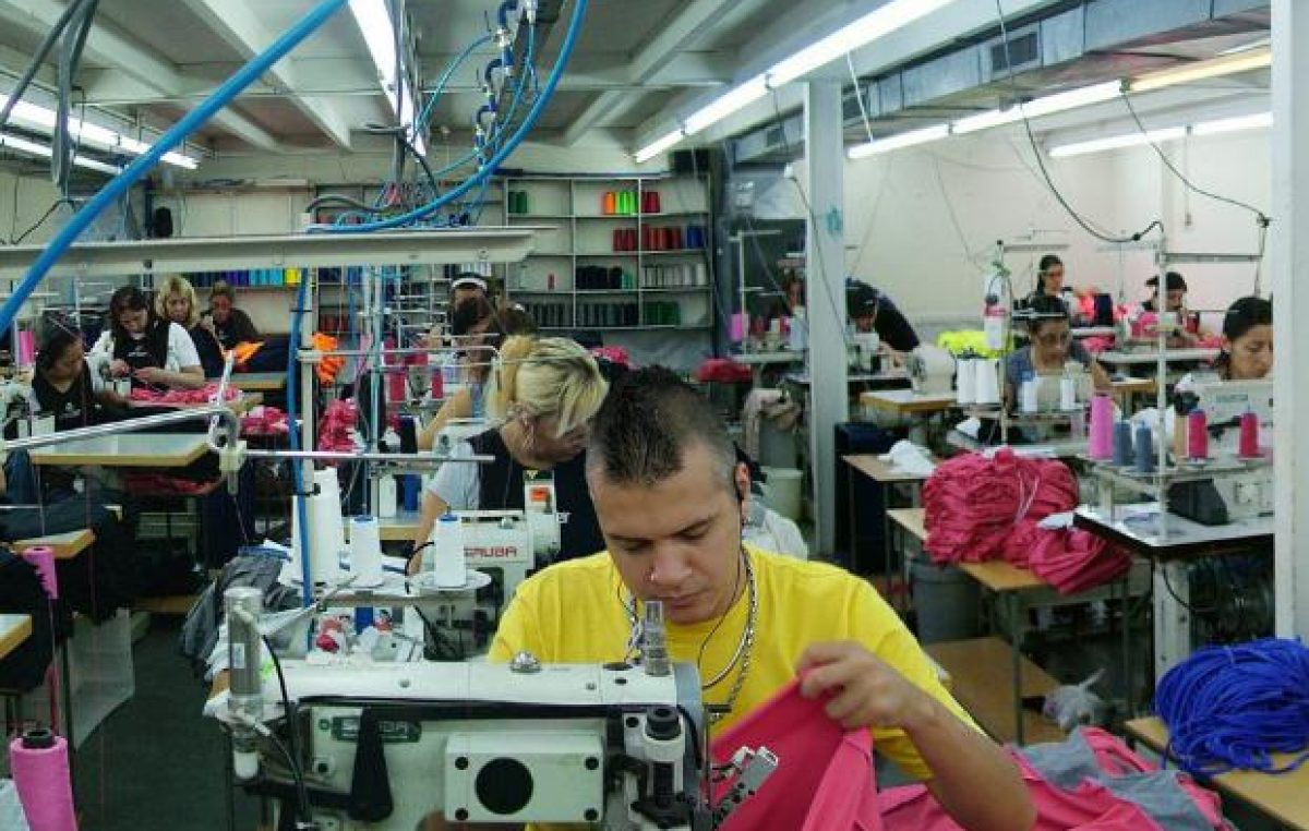 La precarización laboral afecta a 7,9 millones de argentinos