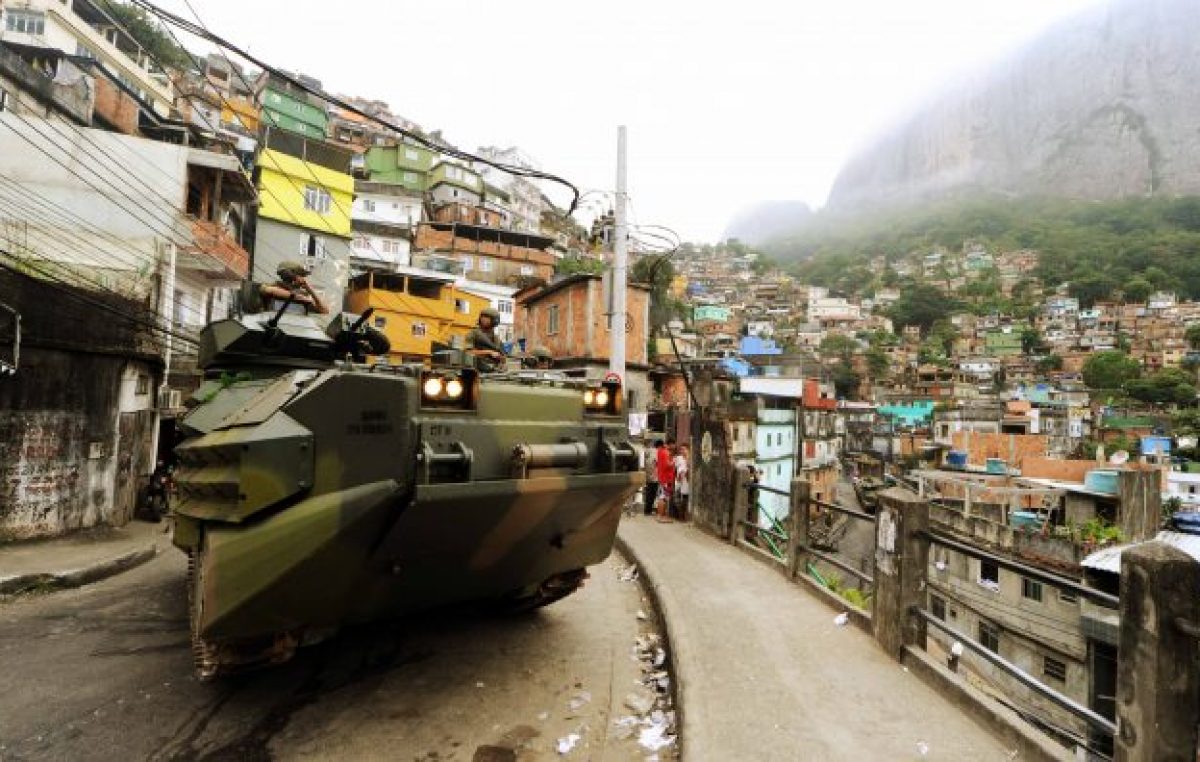 Brasil: Temer autoriza a las Fuerzas Armadas a intervenir las calles de Río de Janeiro