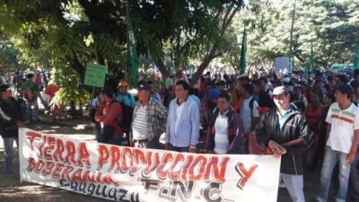 Campesinos paraguayos se movilizan para reclamar por la reforma agraria
