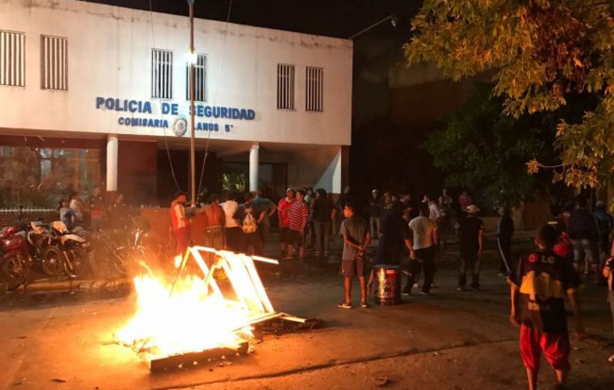 Brutal represión de la Policía Bonaerense en comedor comunitario en Lanús