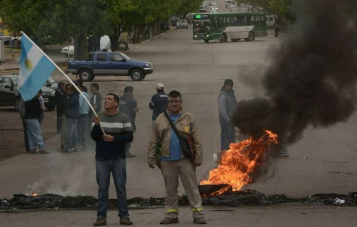 Municipales de Mendoza amenazan con paro si no mejoran oferta
