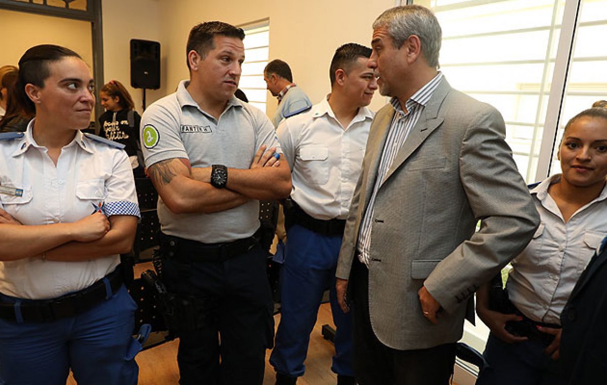 Avellaneda: «Hay una intencionalidad de vaciar a la Policía Local», advirtió Ferraresi
