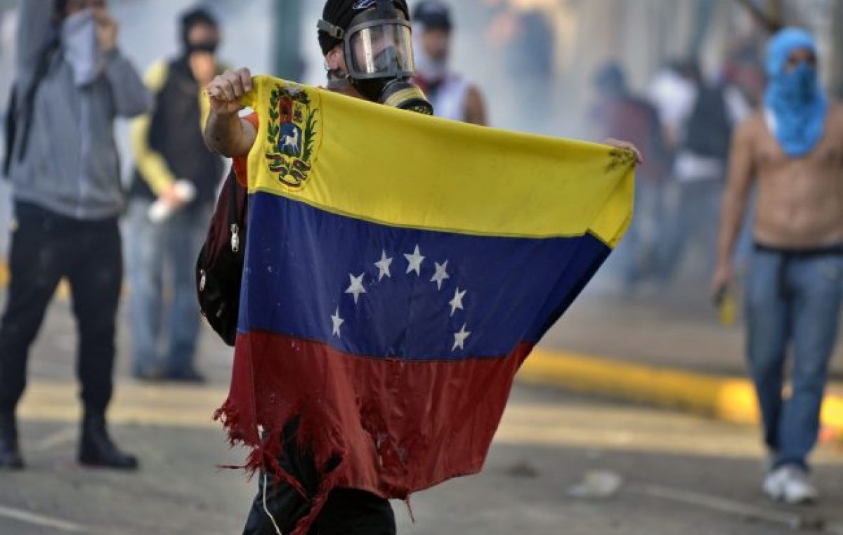 Venezuela: Al borde del precipicio
