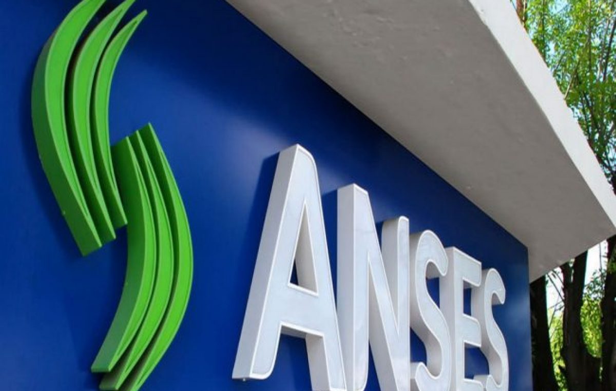 El Gobierno utilizó plata del fondo de la Anses para prestársela a los bancos y empresas privadas