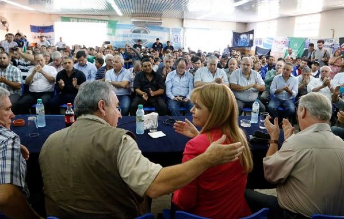 Magario y Espinoza se reunieron con la CGT y apoyaron el paro general del 6 de abril