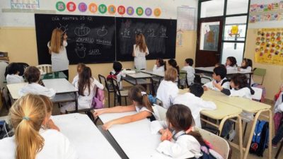 Provincia decretó que haya clases durante feriados locales en todos los Municipios bonaerenses