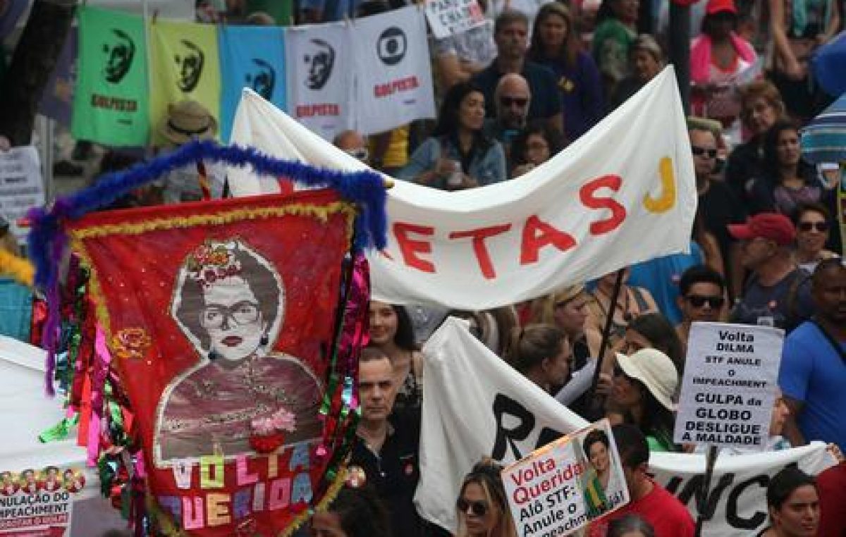 Artistas populares de Brasil confirman que continuirán las movilizaciones pidiendo elecciones
