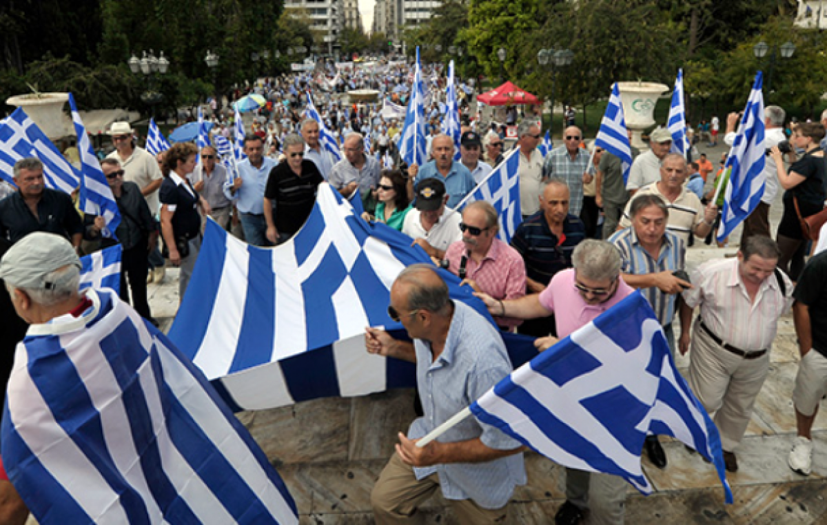 Una ola de huelgas contra los recortes paraliza Grecia