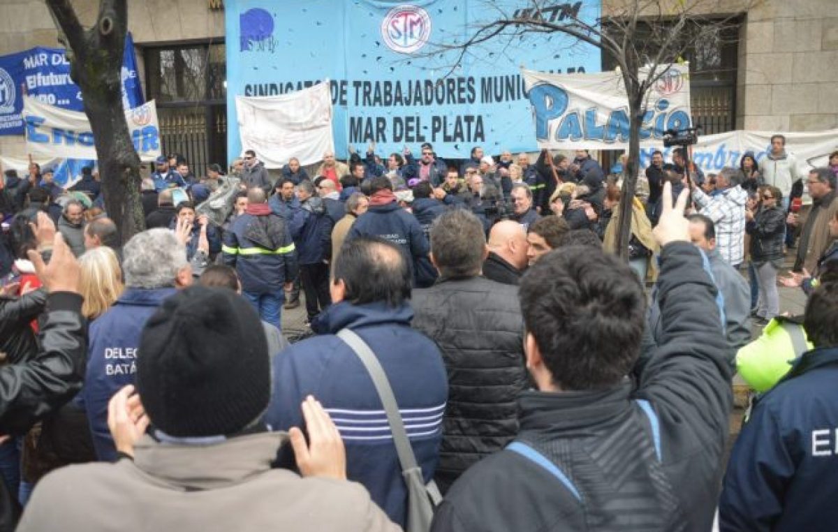 El Ejecutivo de Mar del Plata ratificó que les descontará el día de huelga a los municipales