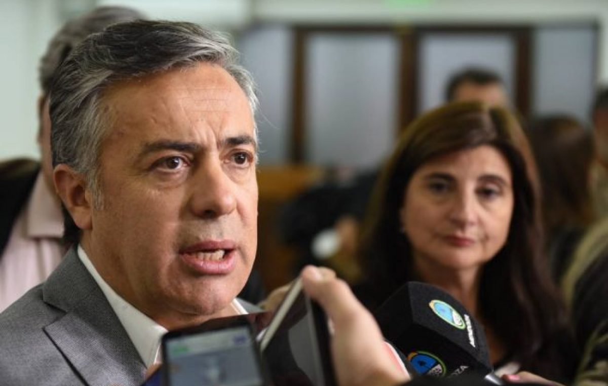 El Gobierno de Mendoza dice que si no hay reforma, habrá límites para intendentes