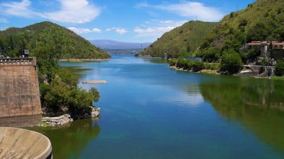 Carlos Paz quiere crear un laboratorio para monitorear el agua del San Roque