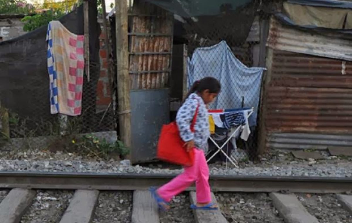 Sampacho: Tierra de nadie, se multiplican los asentamientos en terrenos ferroviarios