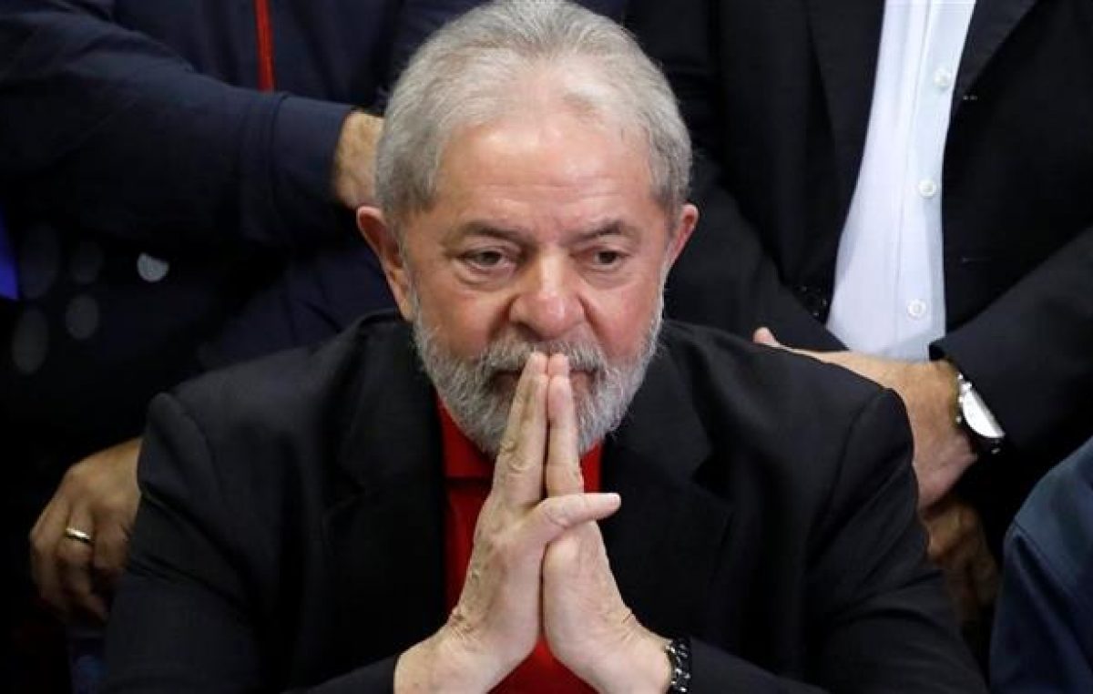 Lula redobla la apuesta y lanza su candidatura