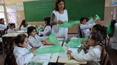 Mar del Plata: Presentan comunicación en el Concejo por los recortes de horas extras en Educación