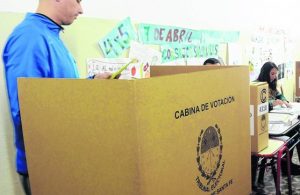Los 47 mil votos anulados a concejal le ganaron al oficialismo rosarino