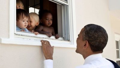 El tuit de Obama contra el racismo obtiene más “me gusta” de la historia