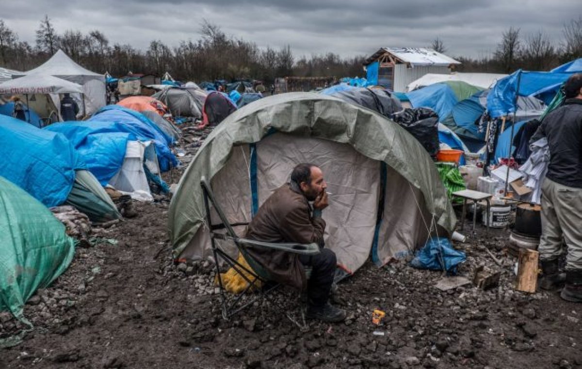 Francia: Ante el dolor de los inmigrantes