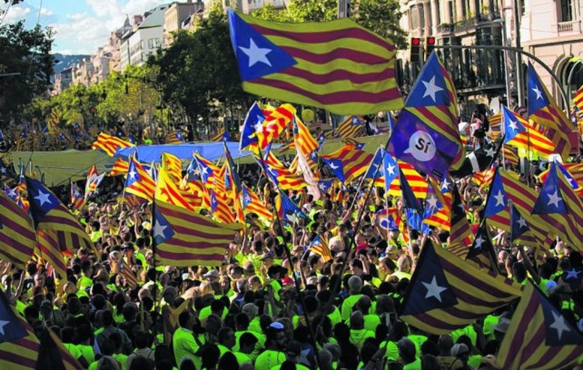 El nacionalismo catalán realizó una multitudinaria marcha